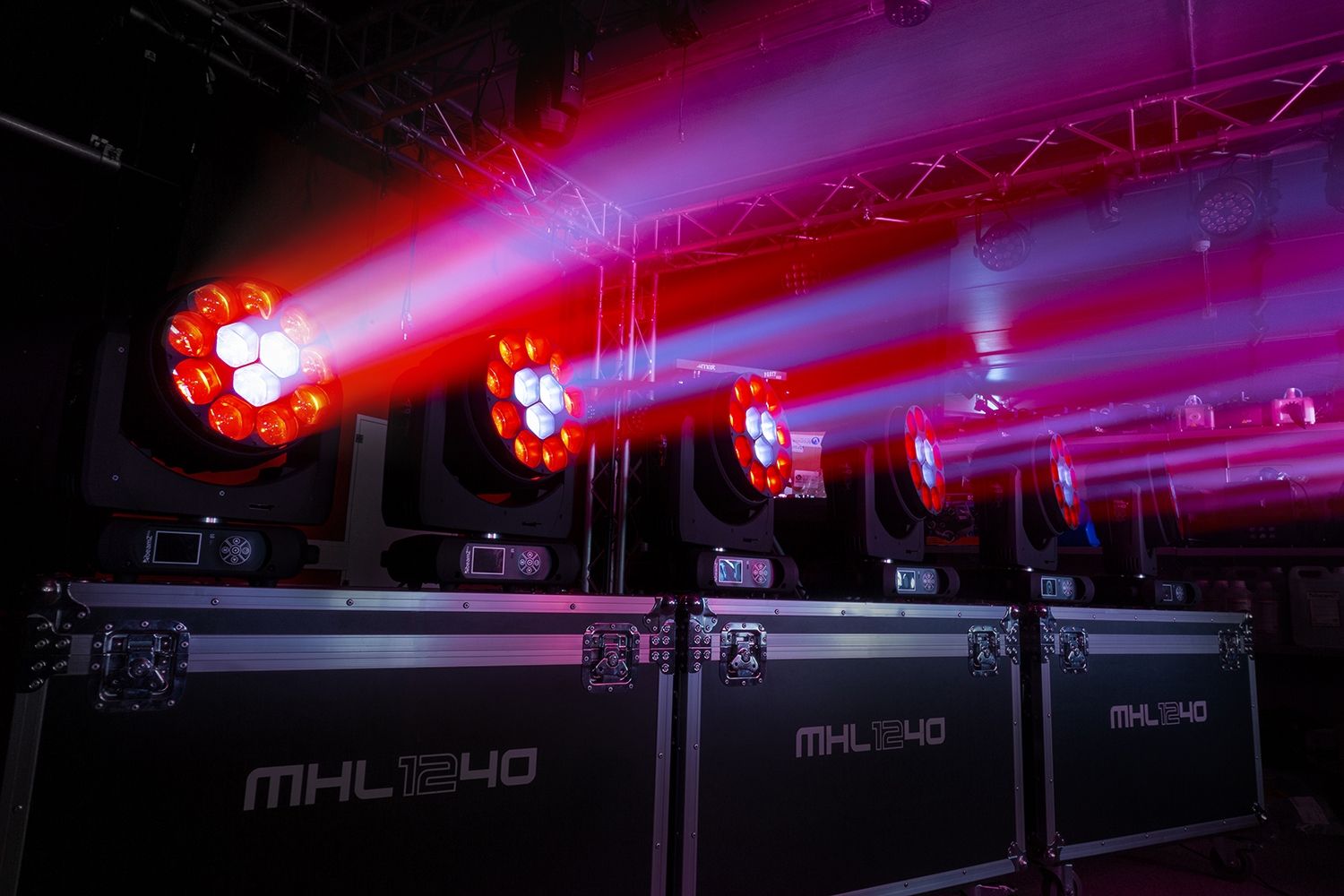 MHL1240 LED Wash Moving Head with Zoom