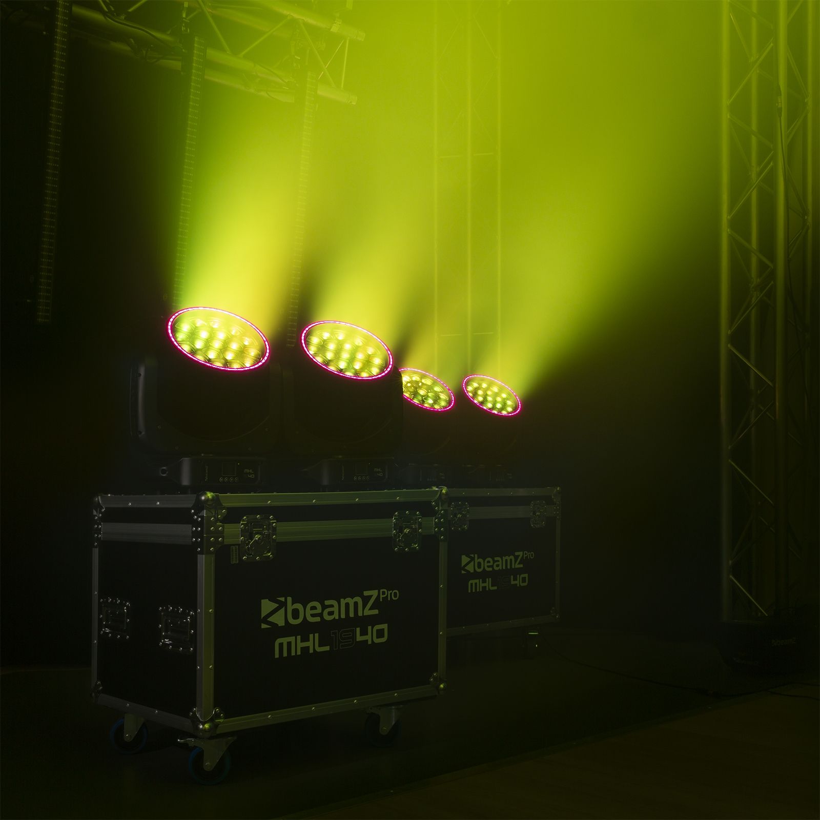 MHL1940 LED Bee Eye Moving Head with Zoom 2pcs in Flightcase