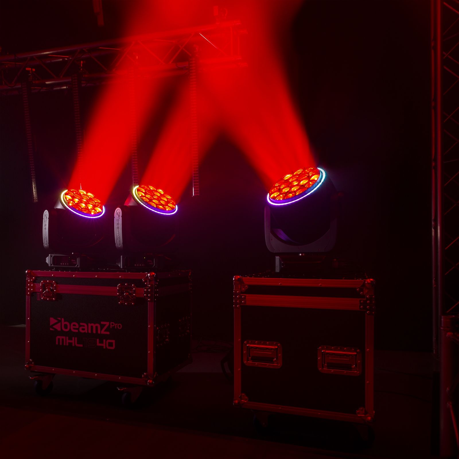 MHL1940 LED Bee Eye Moving Head with Zoom 2pcs in Flightcase