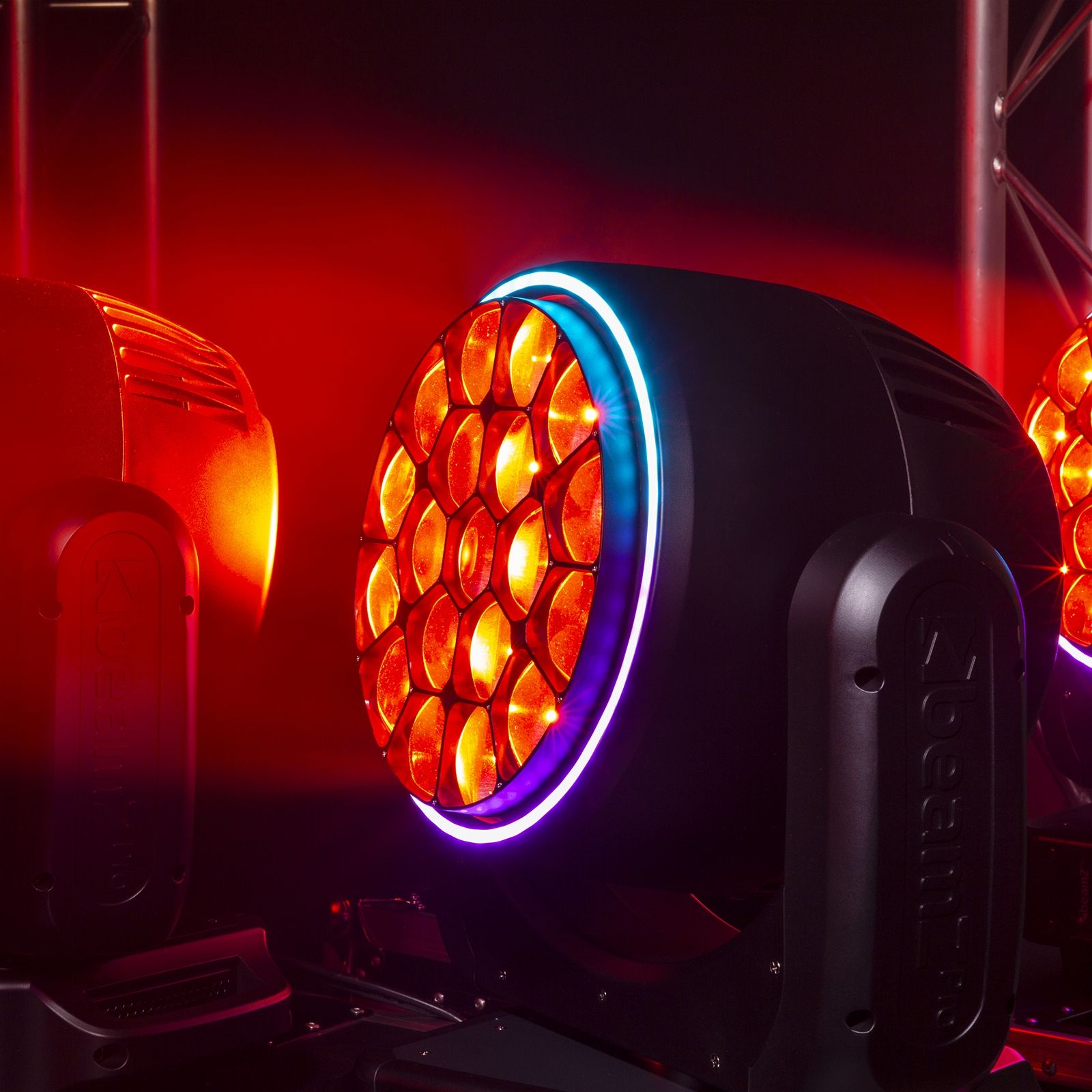 MHL1940 LED Bee Eye Moving Head with Zoom