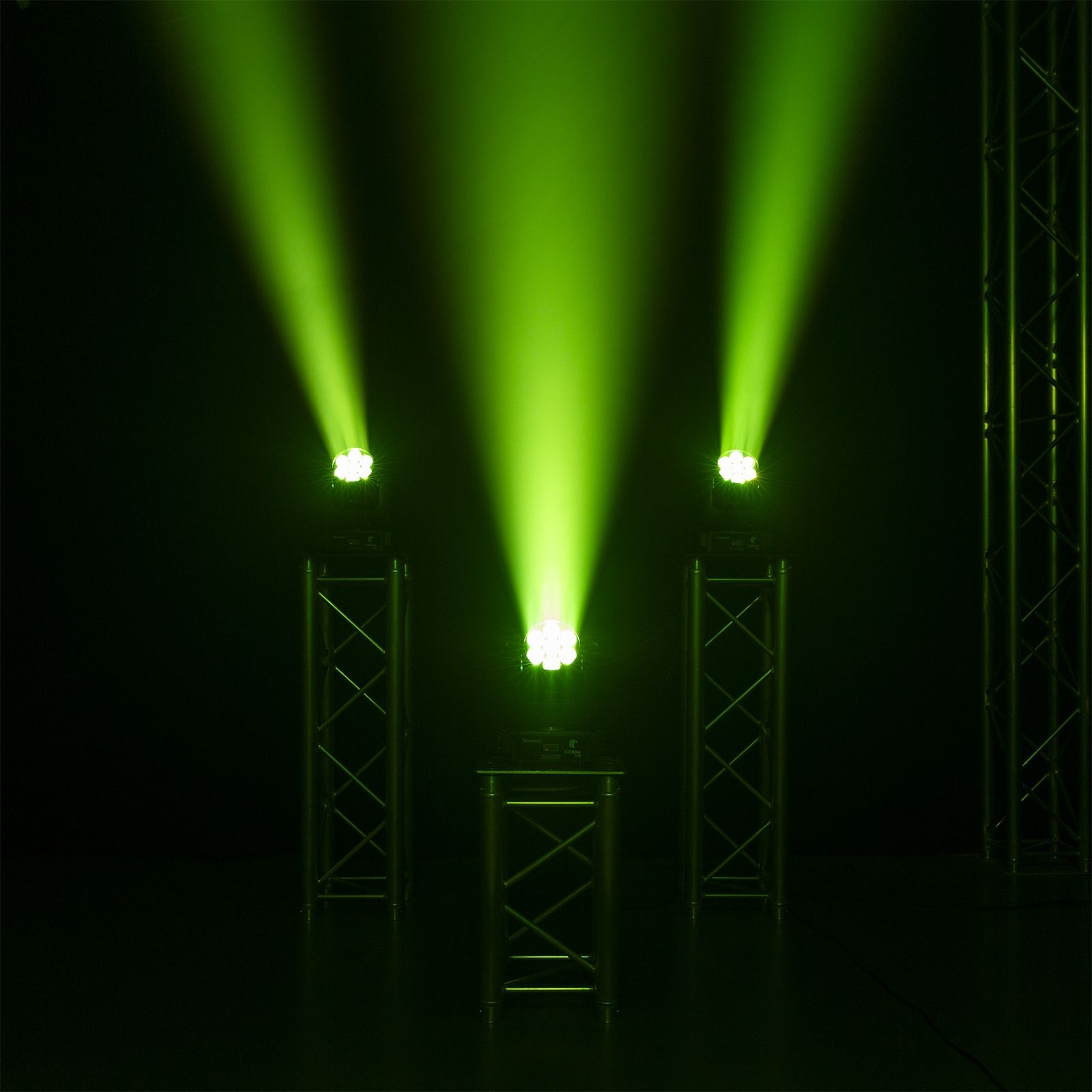 Cobra 720 LED Wash Moving Head with Zoom