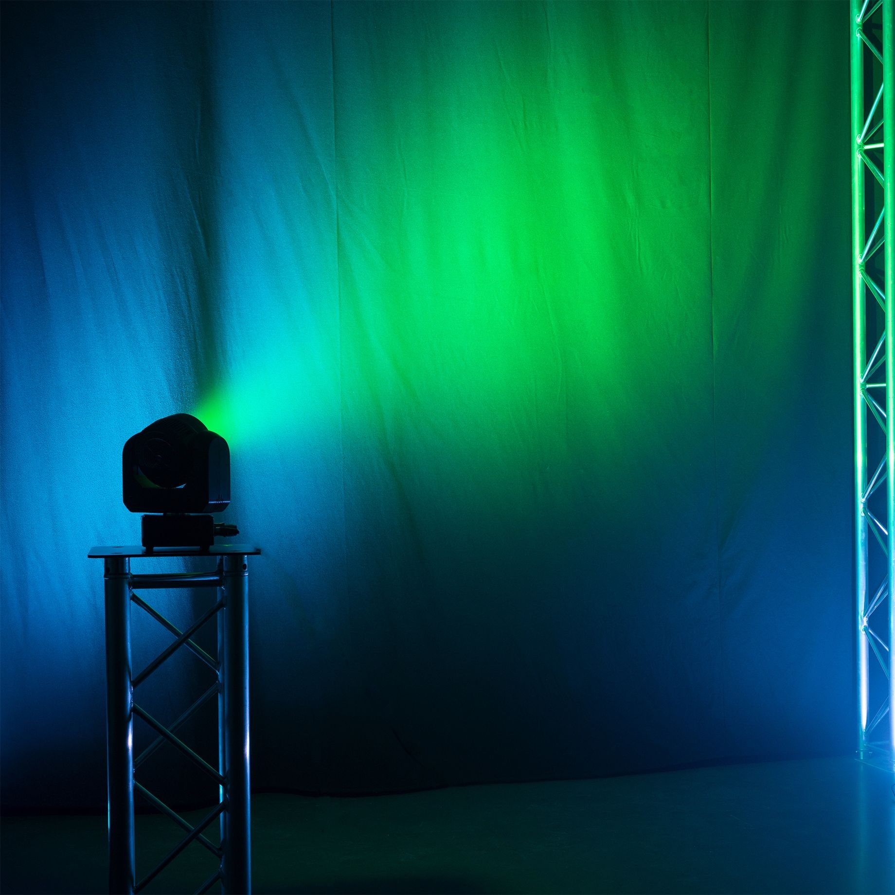 Cobra Wash120 LED Moving Head with LED Ring