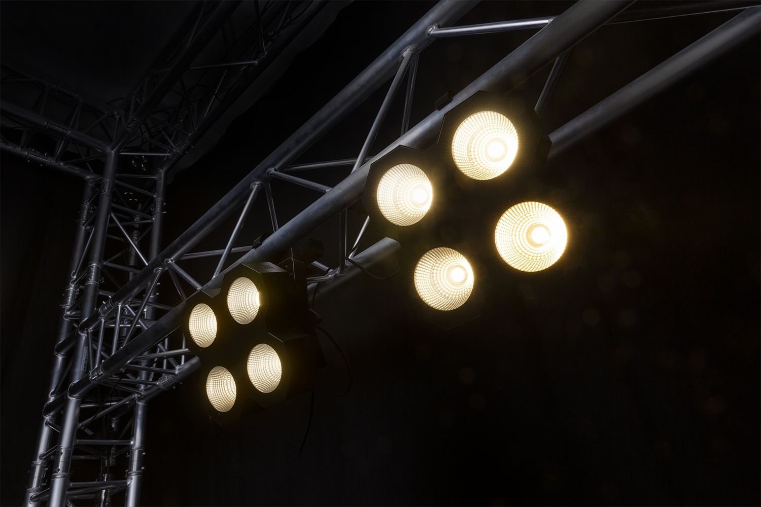 SB400 Stage Blinder 4x 50W LED