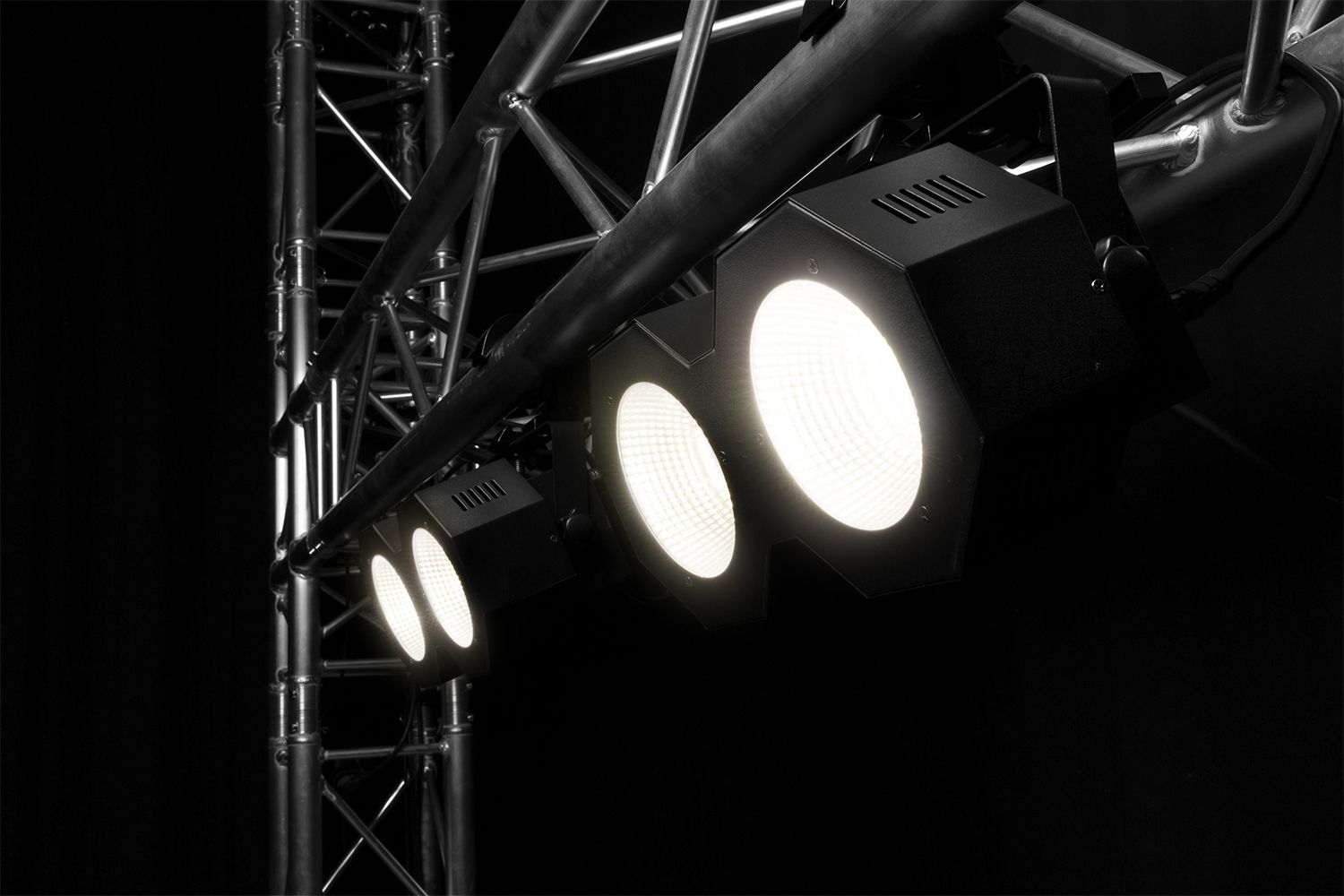 SB200 Stage Blinder 2x 50W COB LED