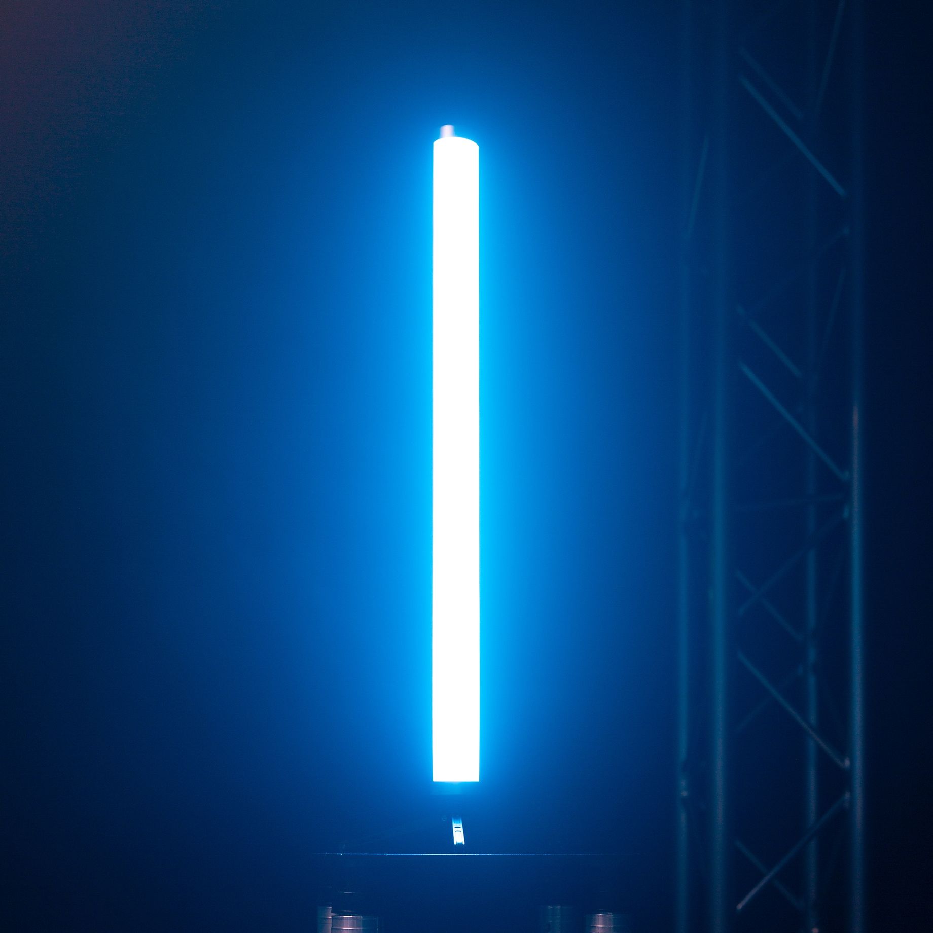 Kratos LED Tube70 RGBW in/outdoor use
