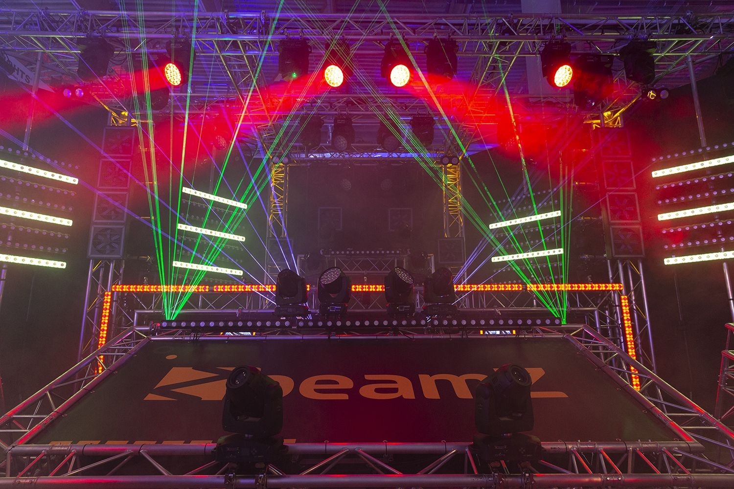 LCB14C Hybrid LED BAR RGBW/RGB Pixel Control