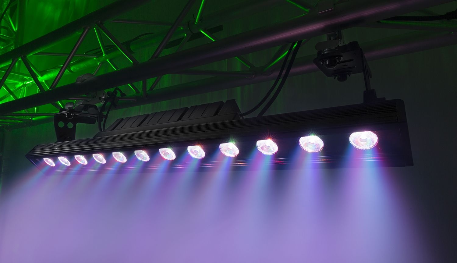 LCB1215IP LED Bar IP65 12x 15W 6-in-1 LEDs