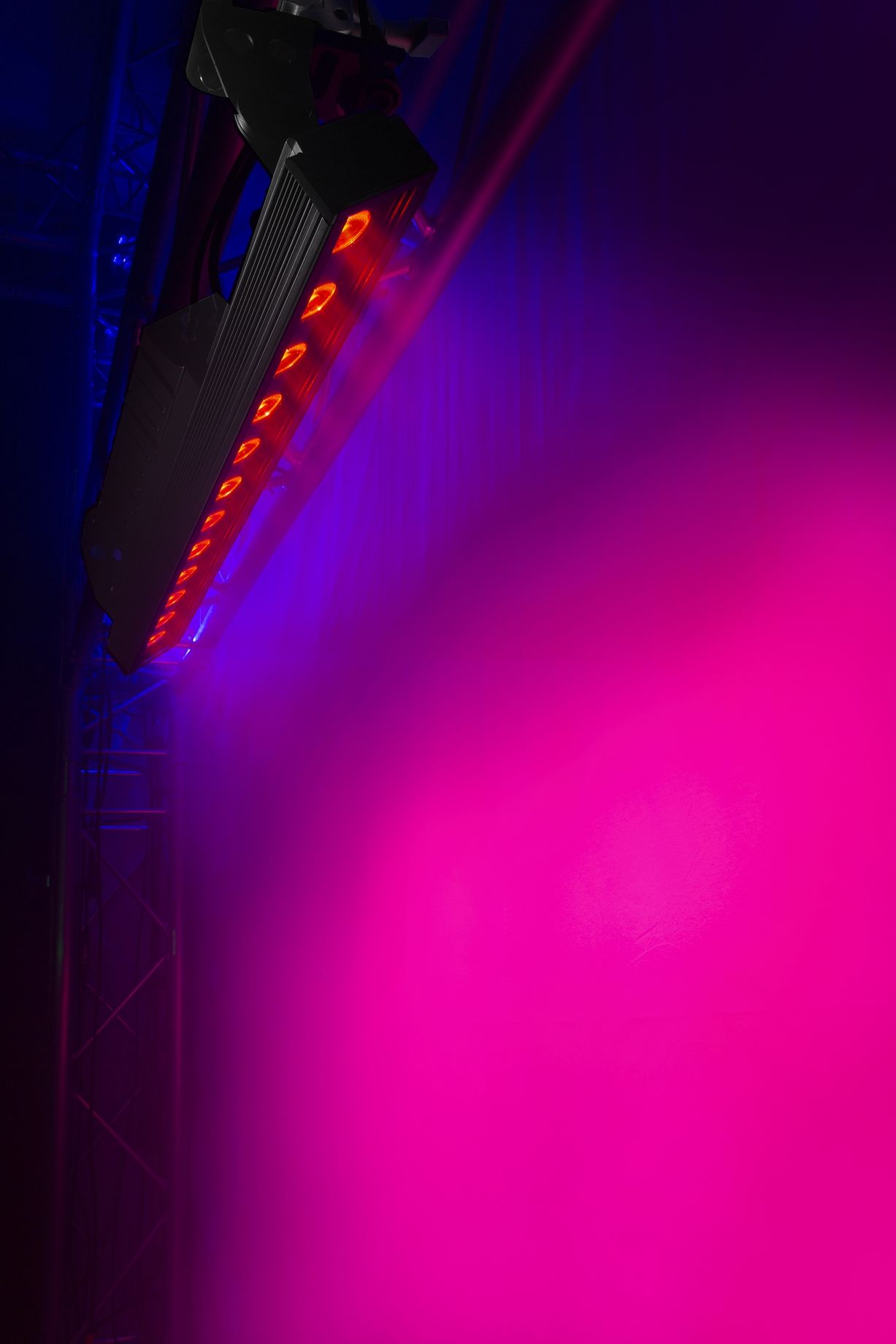 LCB1215IP LED Bar IP65 12x 15W 6-in-1 LEDs