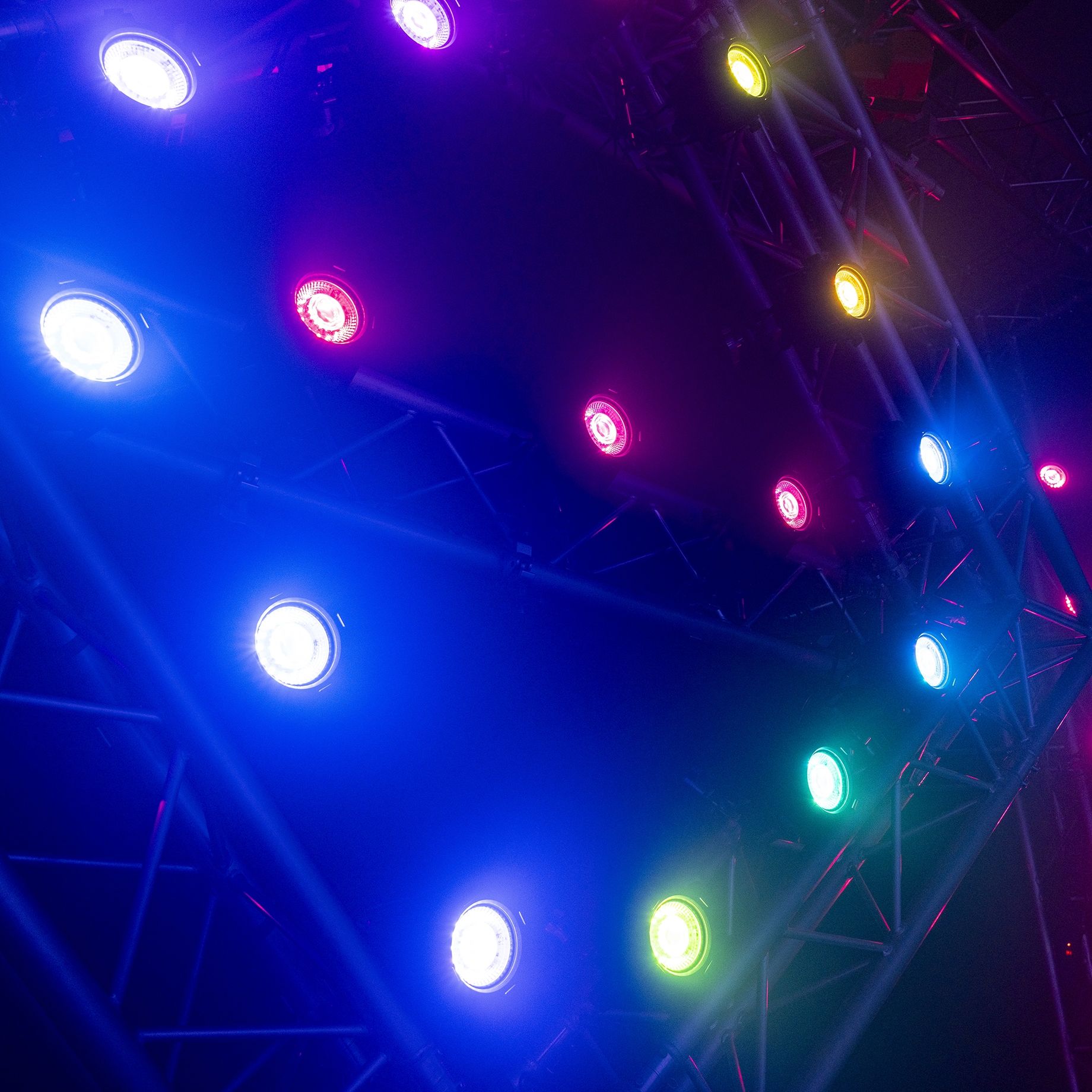 NEUTRON-DOT WW Linkable 60W WW + RGB