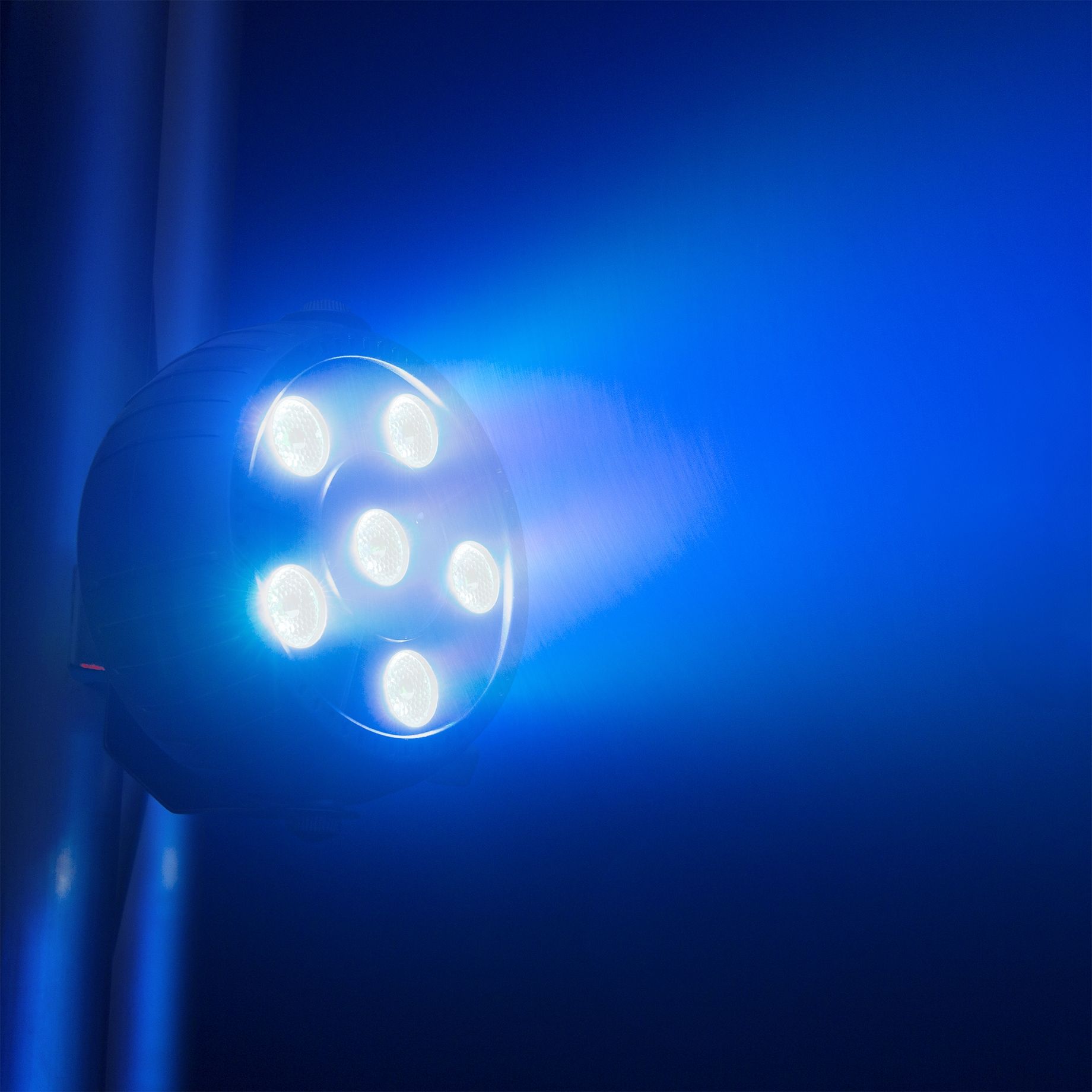 PLP10 Battery Party Par 6x 2W RGB