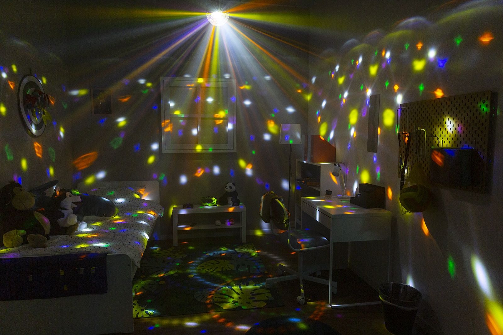 JB90R Mini Star Ball DMX LED 9 Colours