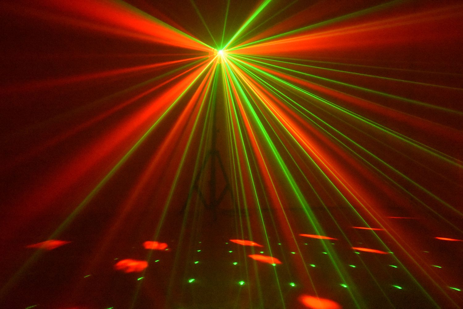 Radical II LED Derby with laser RG and strobe