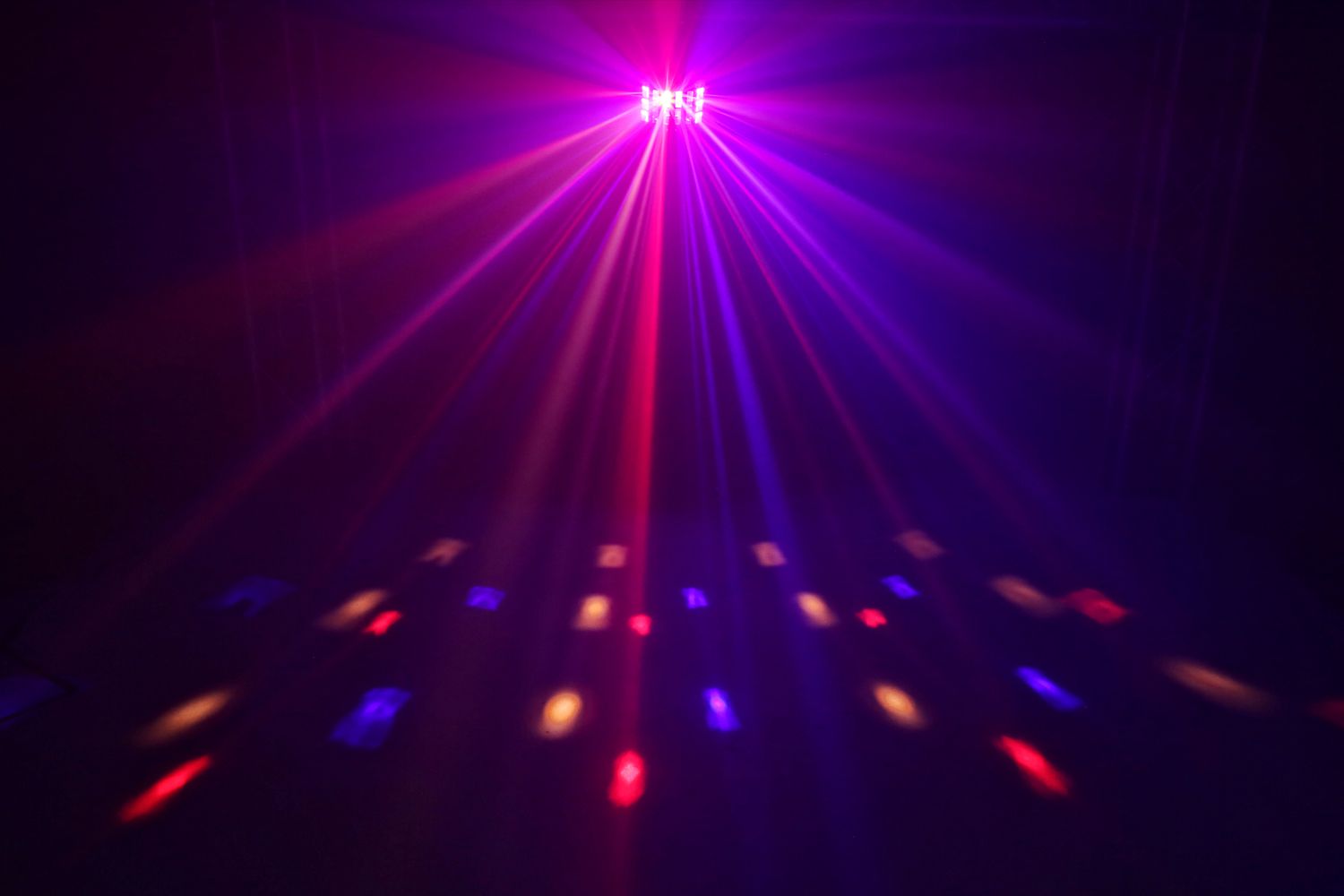 Magic2 Derby with Laser RG and strobe
