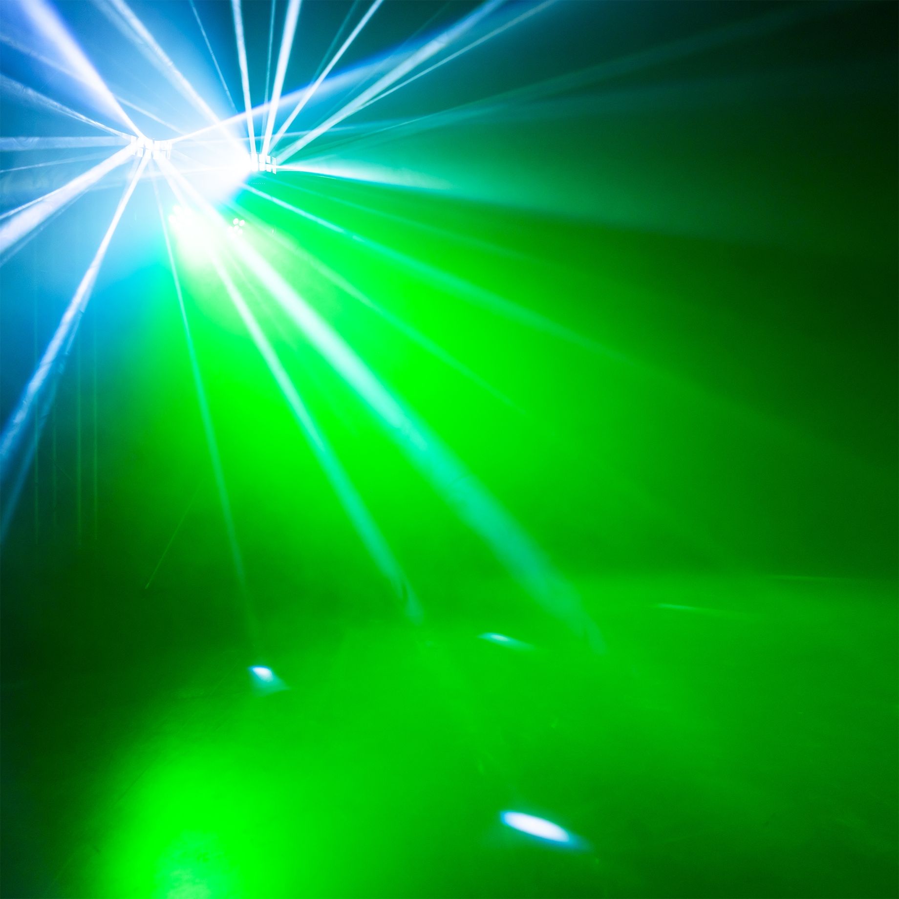 ShowBar GO Glow with Moving Heads, Derby, Par and Strobe Effects