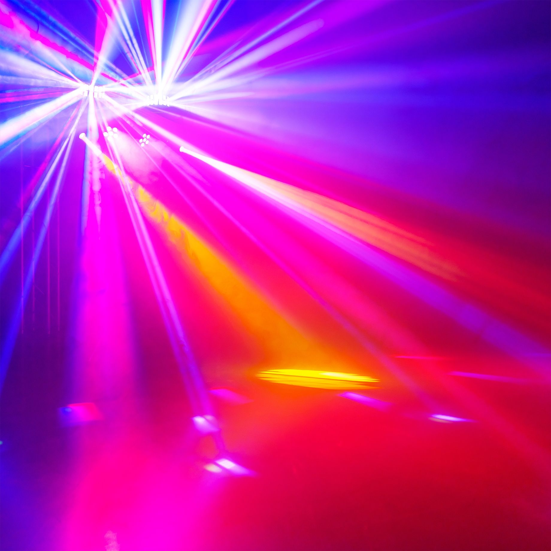 ShowBar GO Glow with Moving Heads, Derby, Par and Strobe Effects