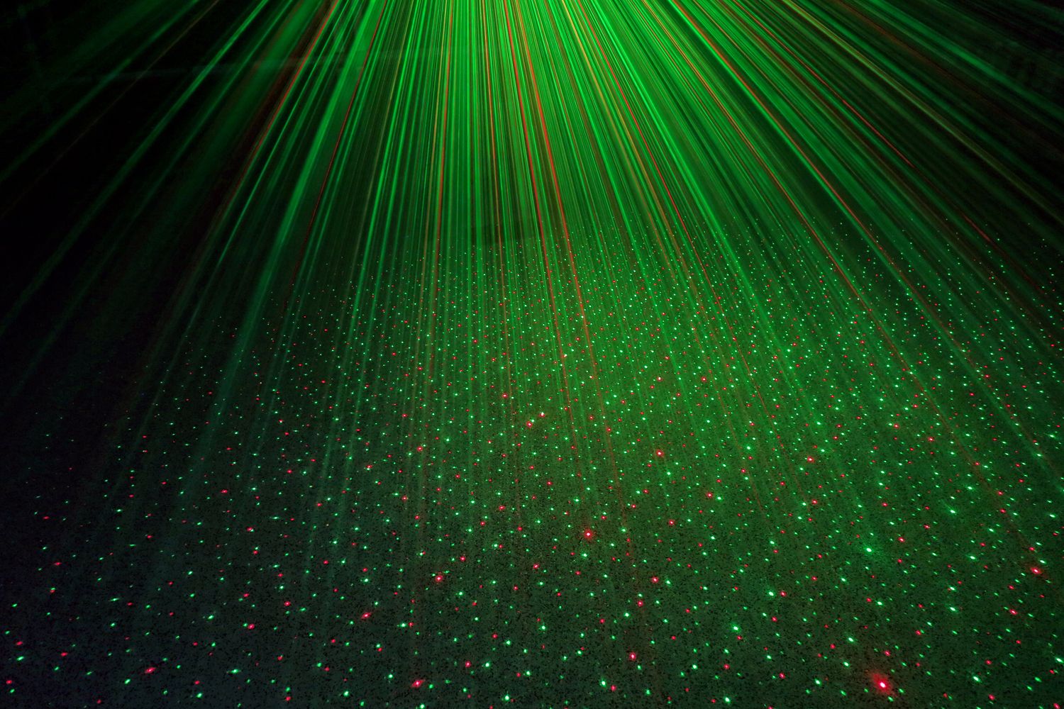 SHOWBAR with PAR, Butterfly, Laser and Strobe effects