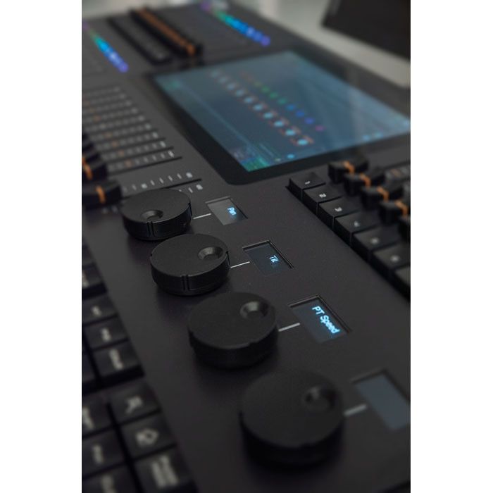 LAMPY 40 2U Two Universe 40-fader DMX console