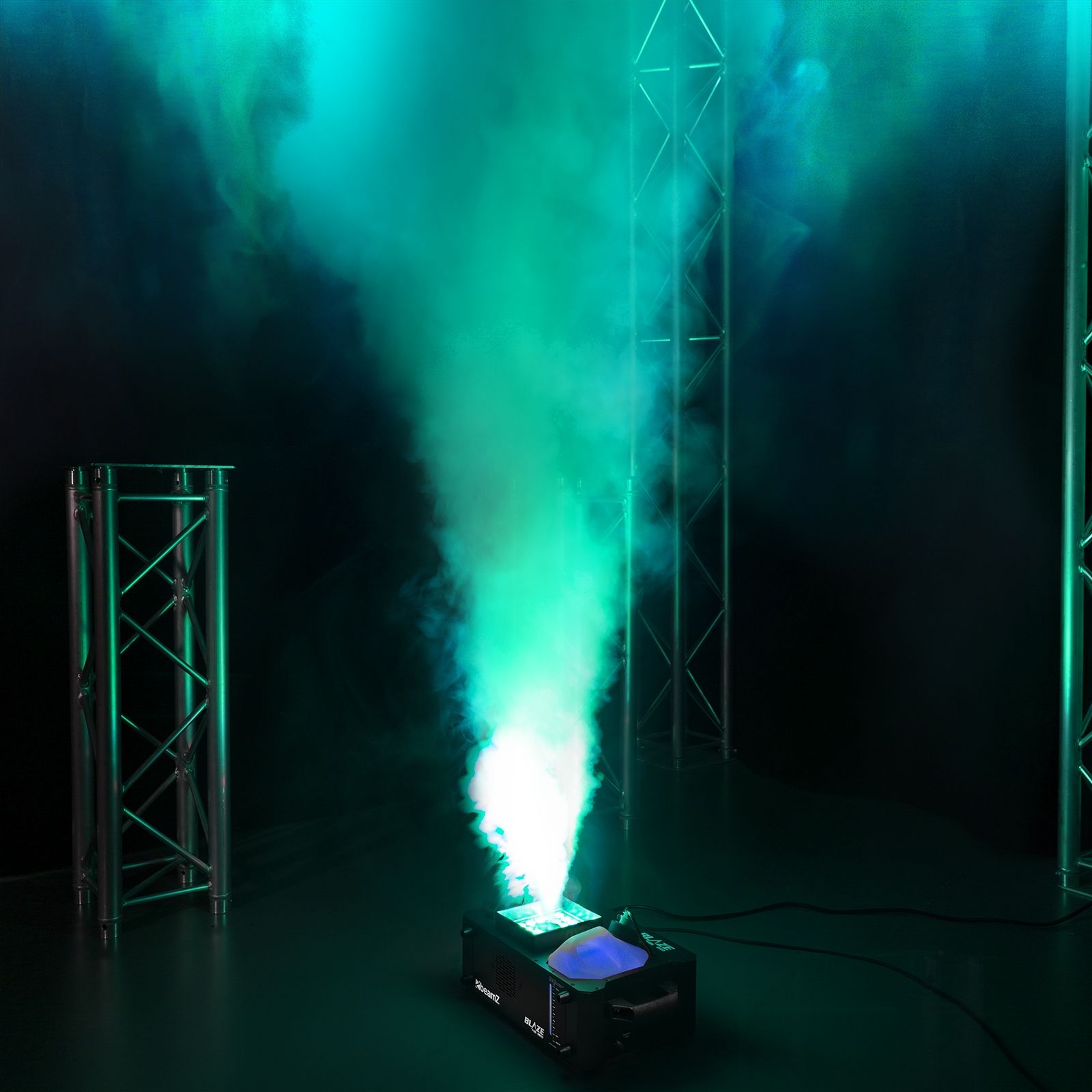 BLAZE1200 Vertical Fogger 24x4W 4in1 LED