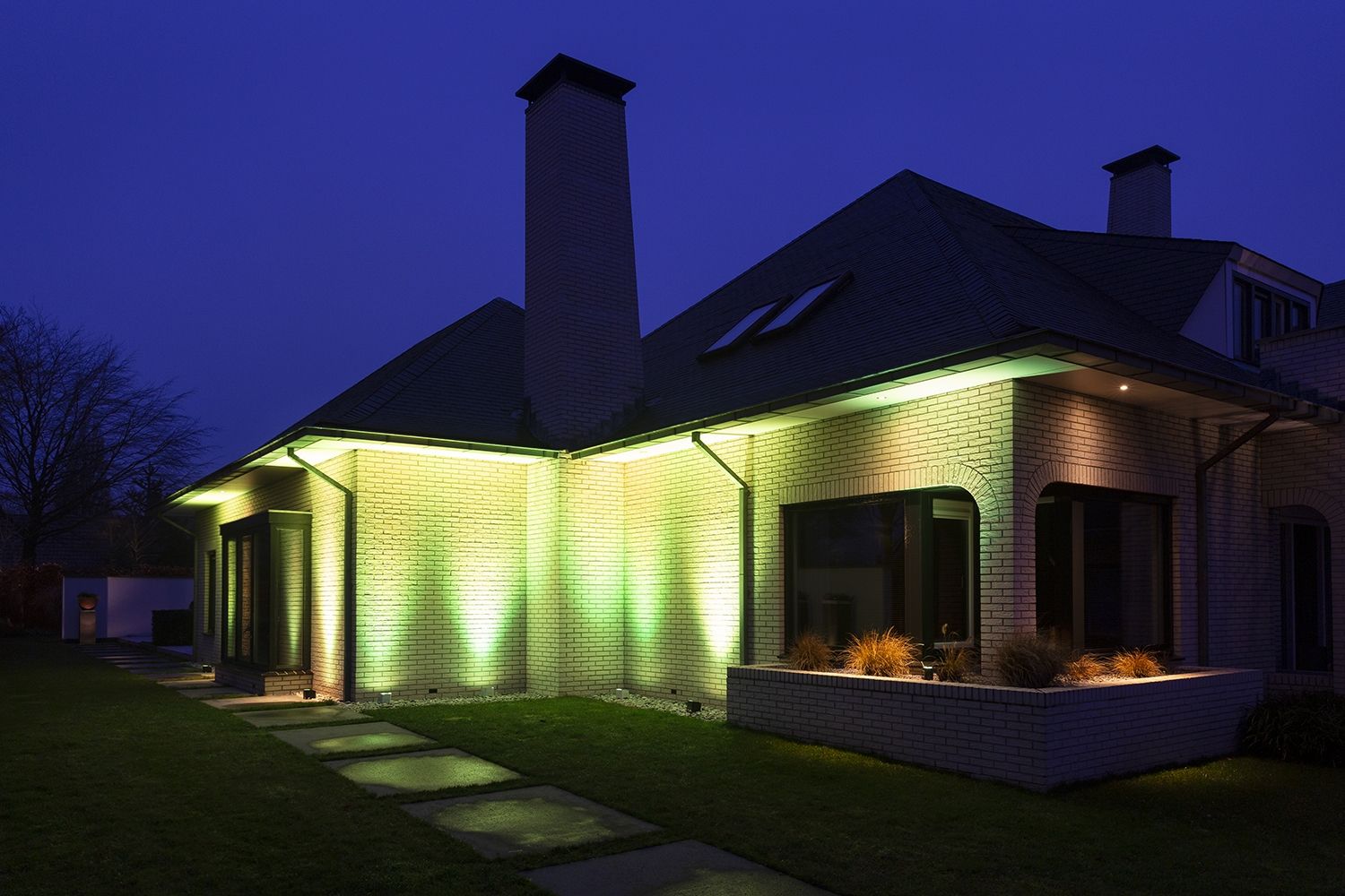 BBP96 Battery Uplight Par 6x 12W