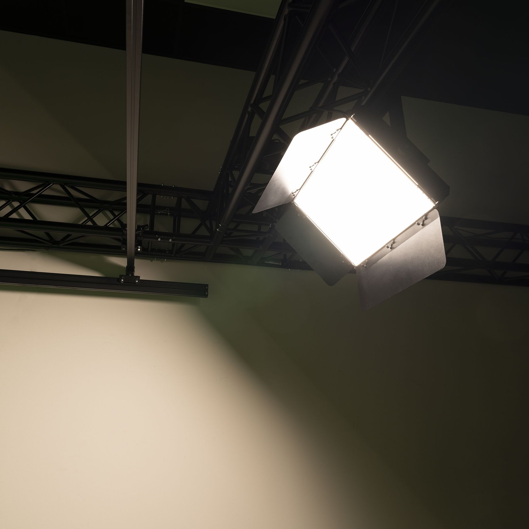 SFP100 LED Softpanel Light 100W CW/WW